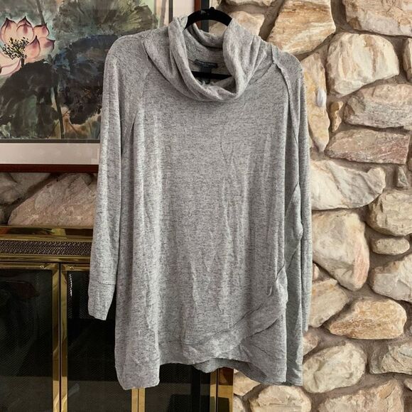 Chelsea & Theodore - Picture 1 of 12